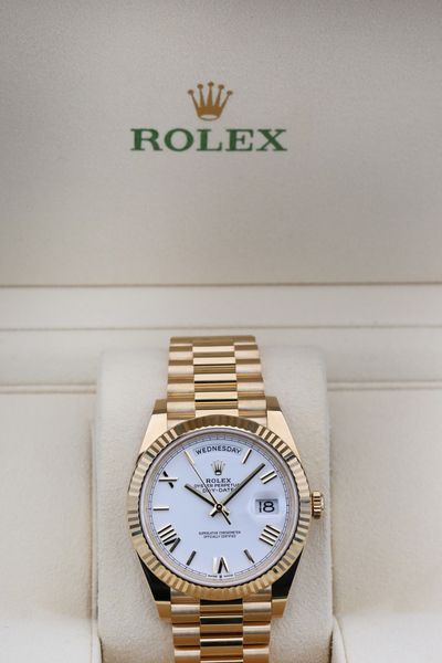 Rolex Day-Date 40 228238
